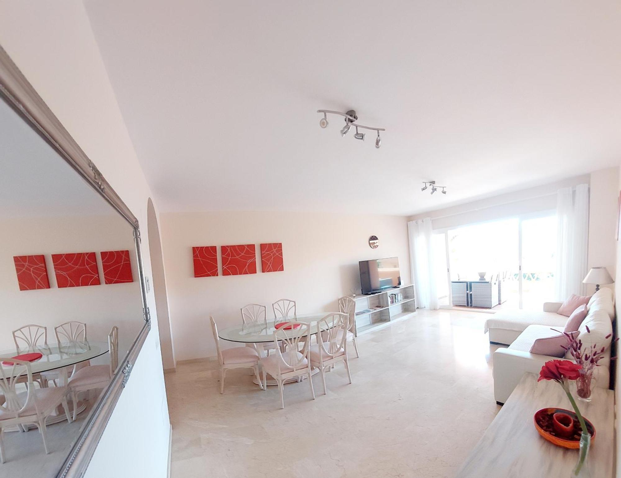 Luxurious 2 Bedroom 2 Bathroom Near * Malaga